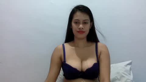 Snapshot of cutietrina chatting on March 5, 11:38 pm CutieTrina online show from March 5, 11:38 pm