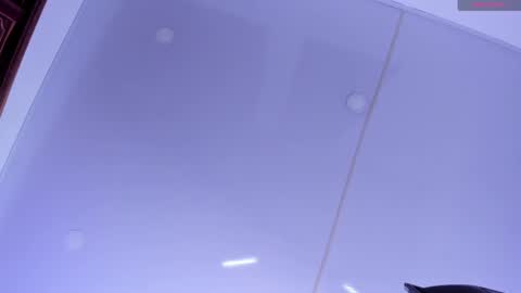 Laura online show from April 1, 11:11 am