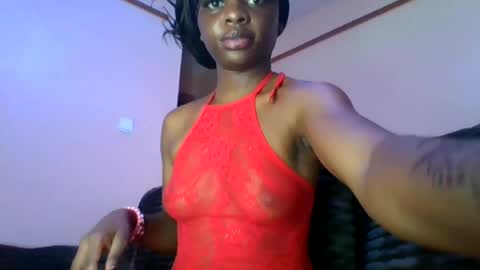 cutty_teshy online show from June 26, 3:38 pm