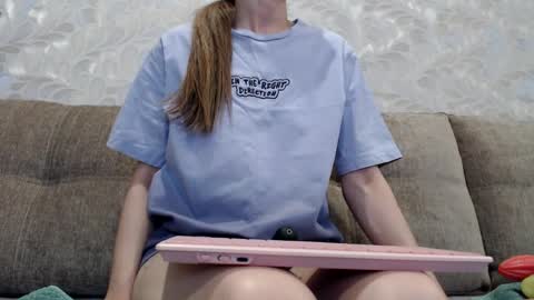 Lucy online show from April 4, 7:55 pm