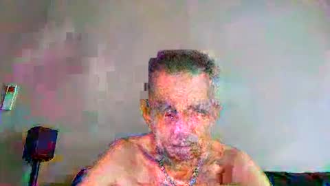 Snapshot of cwaddle chatting on May 28, 12:13 pm cwaddle online show from May 28, 12:13 pm