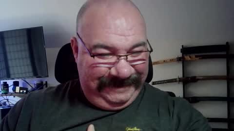 Snapshot of cwbyga chatting on December 15, 12:15 am Bubba Bull online show from December 15, 12:15 am