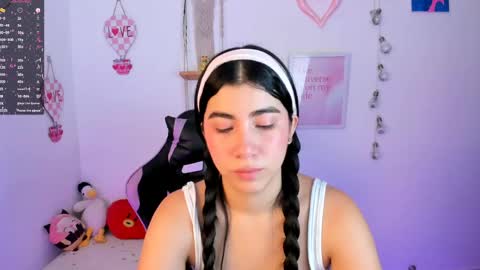 Snapshot of cyber_lizz chatting on June 3, 10:26 pm Liz online show from June 3, 10:26 pm