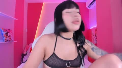 cyberdoll1 online show from July 11, 5:10 am