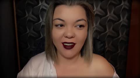 Snapshot of cyberdomme chatting on December 10, 10:58 pm Full time mean bitch. online show from December 10, 10:58 pm