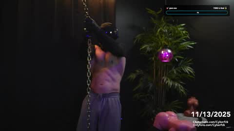 Snapshot of cyberfck chatting on November 14, 2:21 am cyberfck online show from November 14, 2:21 am