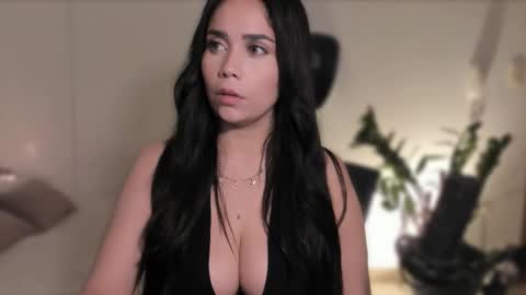 Snapshot of cyborgmuse chatting on November 10, 5:17 am cyborgmuse online show from November 10, 5:17 am