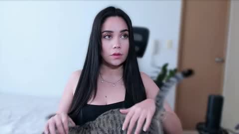 Snapshot of cyborgmuse chatting on November 20, 12:27 pm cyborgmuse online show from November 20, 12:27 pm