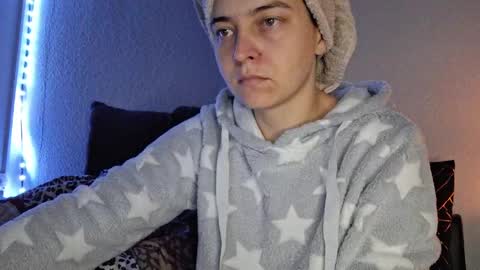 Cyndee Winter online show from December 8, 8:04 pm