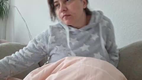 Cyndee Winter online show from October 4, 11:52 am