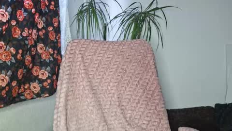 Snapshot of cyndee_winter chatting on January 18, 3:05 pm Cyndee Winter online show from January 18, 3:05 pm