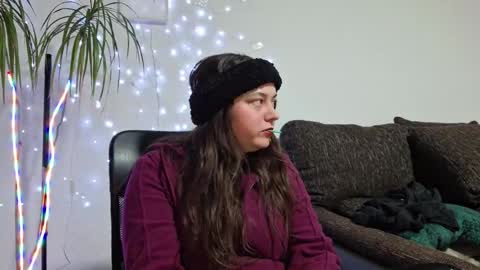 Snapshot of cyndee_winter chatting on February 3, 6:46 pm Cyndee Winter online show from February 3, 6:46 pm