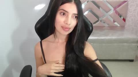 CINTIA ARAUJO online show from October 14, 4:13 am