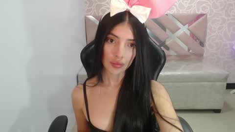 CINTIA ARAUJO online show from October 19, 3:18 am