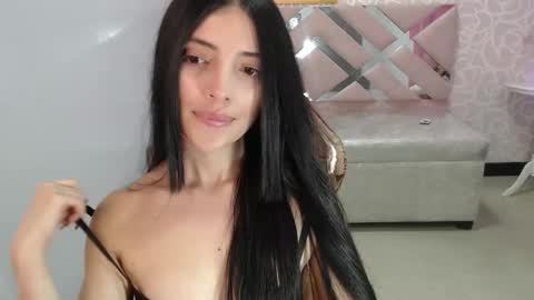 CINTIA ARAUJO online show from November 25, 3:28 am