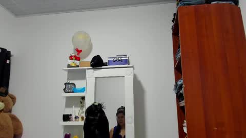 Cynthia online show from April 22, 12:07 pm