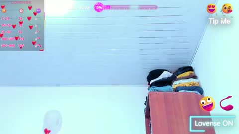 Snapshot of cynthiawatson_ chatting on May 26, 1:18 pm Cynthia online show from May 26, 1:18 pm