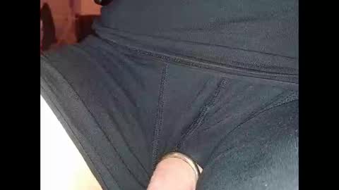 cyrilhot11200 online show from January 10, 6:20 am