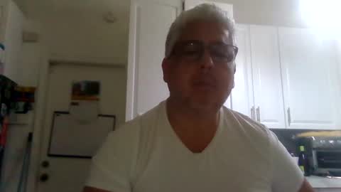 czar1974 online show from November 2, 5:43 am