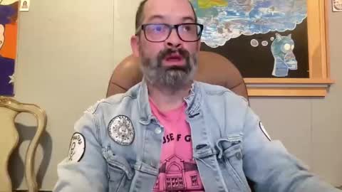 Snapshot of d4ddy858 chatting on October 12, 2:21 am d4ddy858 online show from October 12, 2:21 am