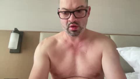 Snapshot of d4ddy858 chatting on November 5, 12:27 pm d4ddy858 online show from November 5, 12:27 pm