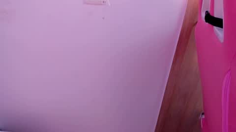 darling online show from February 2, 9:51 am