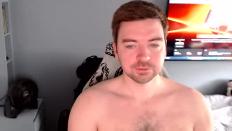 d_surman1994 online show from October 18, 9:54 am