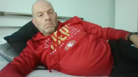 Snapshot of dab2912 chatting on January 3, 3:44 pm dab2912 online show from January 3, 3:44 pm