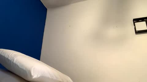 Jewbb online show from February 12, 11:55 pm