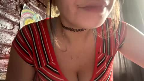 Snapshot of dabqueen_1994 chatting on March 22, 6:11 pm dabqueen_1994 online show from March 22, 6:11 pm