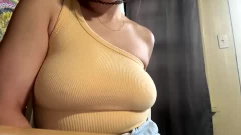 Snapshot of dabqueen_1994 chatting on May 6, 12:54 pm dabqueen_1994 online show from May 6, 12:54 pm