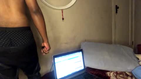 Snapshot of dad_tothesehoes chatting on January 11, 7:38 pm dad_tothesehoes online show from January 11, 7:38 pm