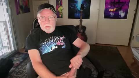 dadbate23 online show from April 20, 2:09 pm