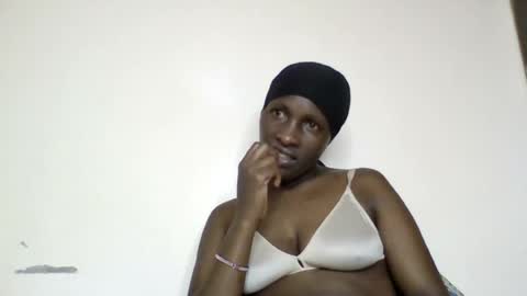 Snapshot of daddies_lover chatting on June 20, 6:38 am Goddess online show from June 20, 6:38 am