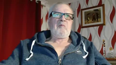 Brian ... online show from February 11, 9:09 pm