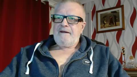 Brian ... online show from February 12, 9:10 pm
