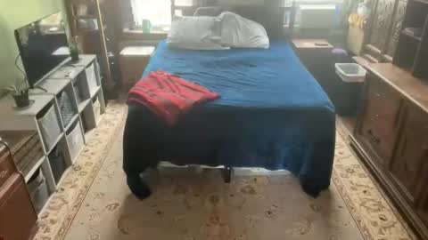 daddnextdoor online show from September 26, 6:01 pm