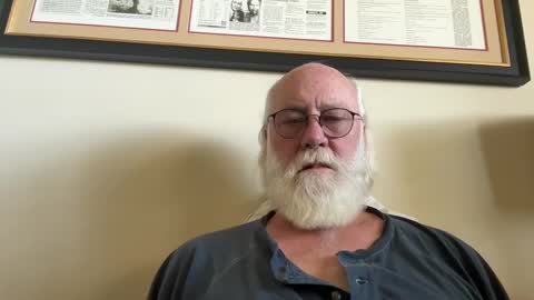 Snapshot of daddy341177 chatting on December 5, 9:28 pm daddy341177 online show from December 5, 9:28 pm