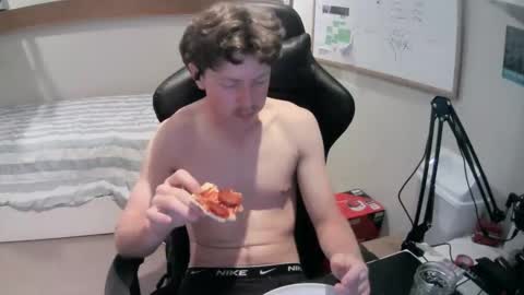 daddy__desires online show from April 15, 8:43 am