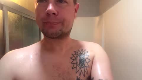 DaddyCam33 online show from October 7, 4:59 pm