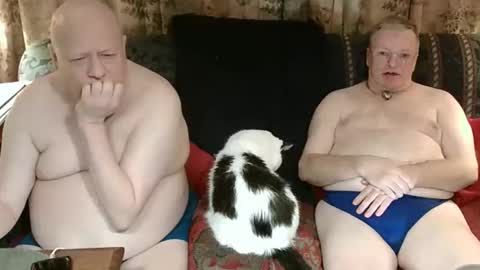 Snapshot of daddycubbyhubby chatting on April 30, 9:37 am Daddy online show from April 30, 9:37 am
