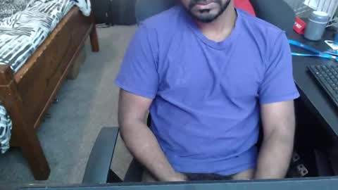 Snapshot of daddyd3shv2 chatting on April 15, 11:17 am daddyd3shv2 online show from April 15, 11:17 am