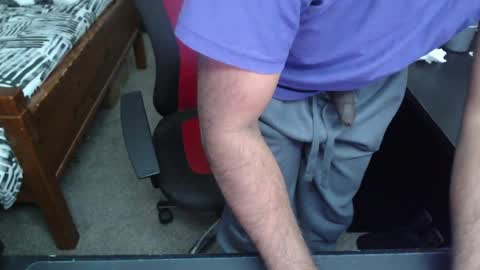 Snapshot of daddyd3shv2 chatting on April 16, 2:51 pm daddyd3shv2 online show from April 16, 2:51 pm