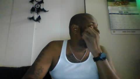 Snapshot of daddydickxm chatting on May 6, 4:52 am daddydickxm online show from May 6, 4:52 am