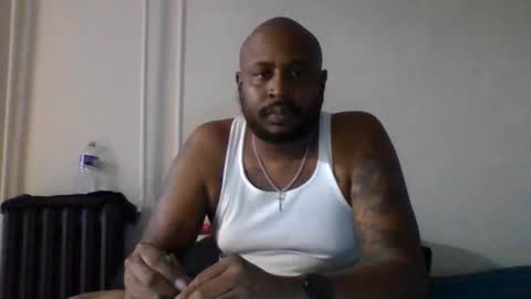 Snapshot of daddydickxm chatting on May 20, 3:24 am daddydickxm online show from May 20, 3:24 am