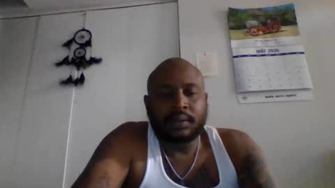 Snapshot of daddydickxm chatting on May 29, 1:36 am daddydickxm online show from May 29, 1:36 am