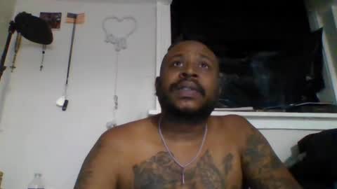 Snapshot of daddydickxm chatting on June 19, 3:55 am daddydickxm online show from June 19, 3:55 am