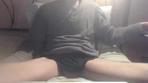 Snapshot of daddylove2017 chatting on December 31, 2:36 pm alby online show from December 31, 2:36 pm