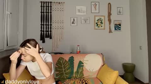 Zoe online show from October 14, 8:20 pm