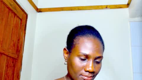 Snapshot of daddys_naughtyslut chatting on November 22, 12:09 am tee online show from November 22, 12:09 am